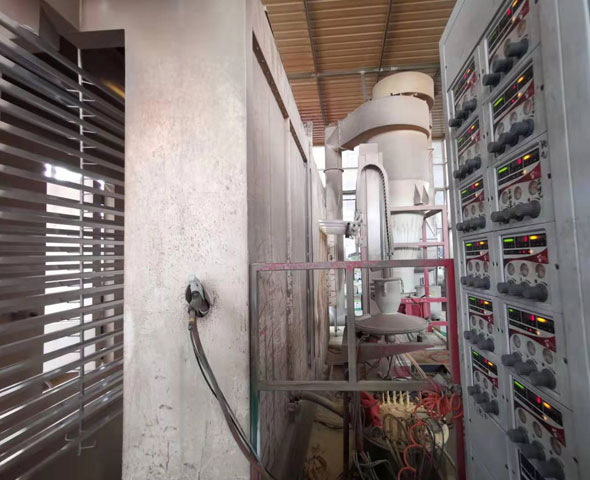 臥式全自動靜電噴涂生產線一條